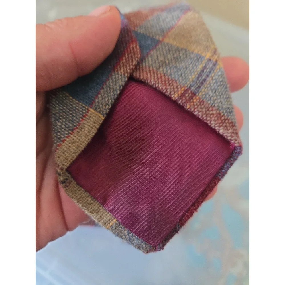 VTG WOOL Tartan Plaid Blue Red Brown TARTAN MEN'S NECK TIE - Picture 6 of 10